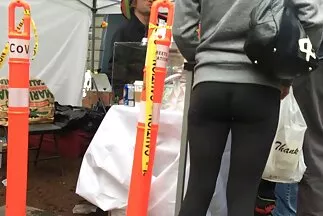 شقراء شابة قصيرة الشعر احلى سيكس عربي في الصب..