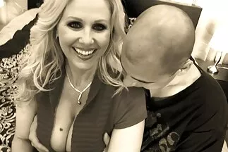 فيلم الجنس الإيطالي مع جبهة مورو جميلة وابنها.. احلى سكس عرب