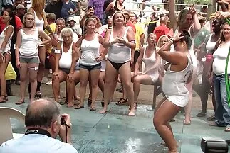 زوجة رجل ممل تخونه مع جارها احلى صور سكس مصري بكل شغف..